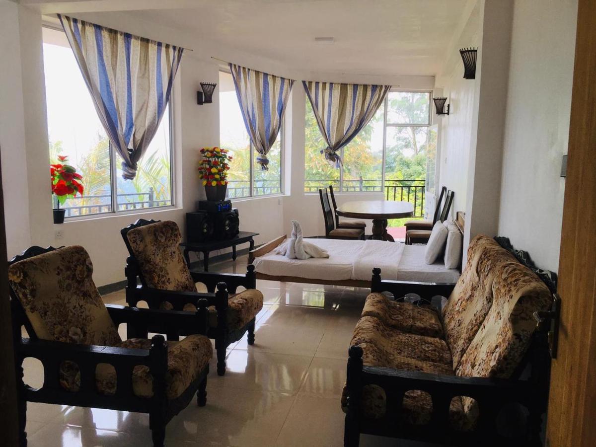 Adisham Village Home Beragala Esterno foto